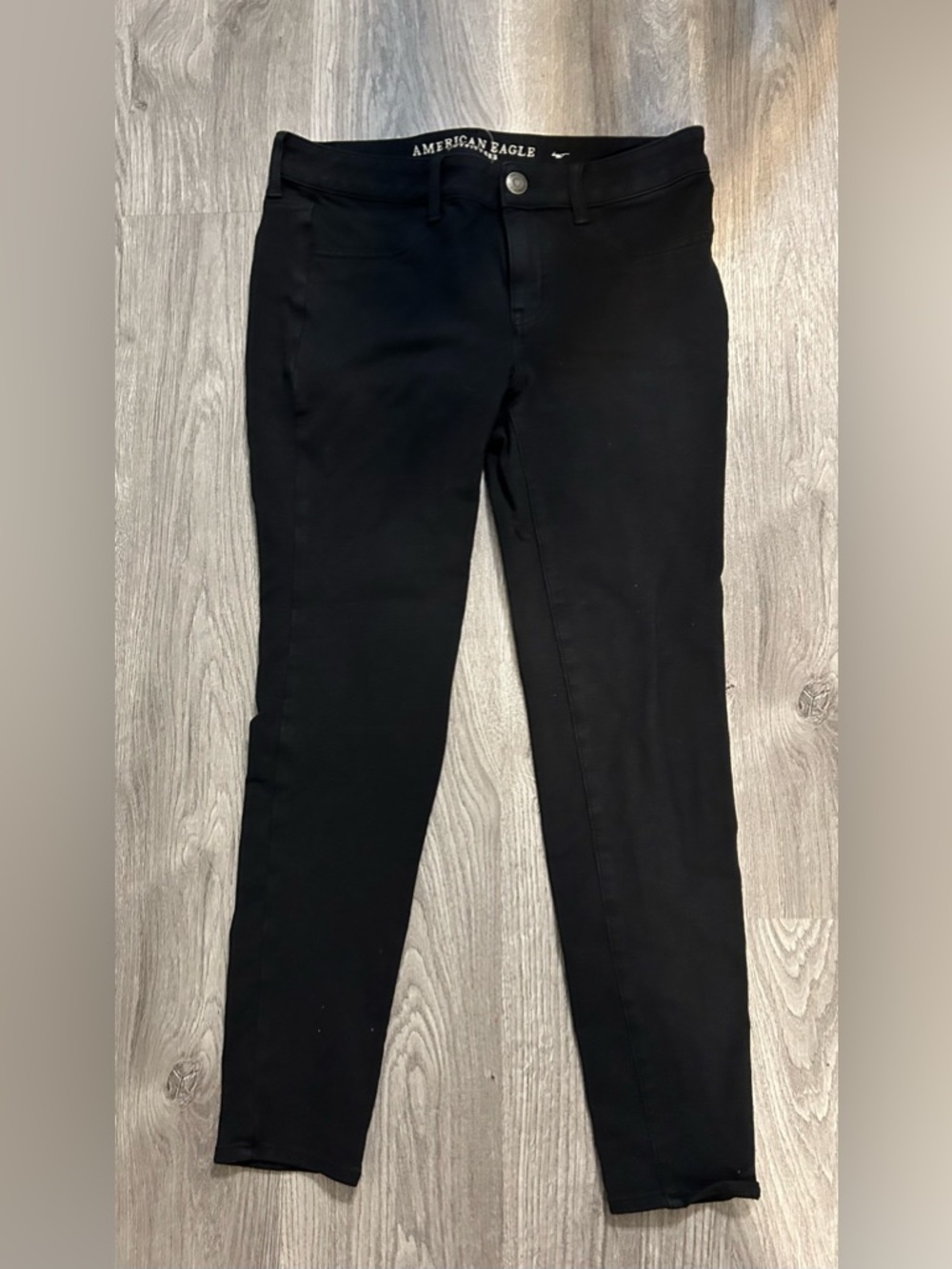 NWOT SZ 10 American Eagle Super Stretch Jegging Black Slim Fit Pants